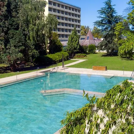 ホテル Hunguest Helios ヘーヴィーズ