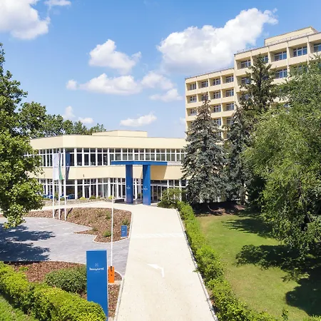 Hunguest Helios Hotel