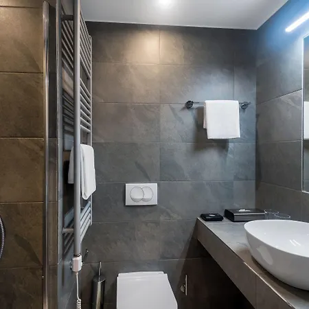 ホテル Hunguest Helios ヘーヴィーズ