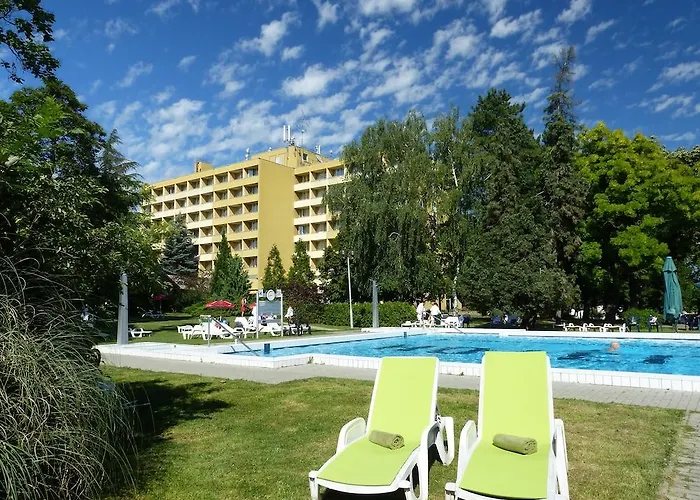 Hunguest Helios 호텔