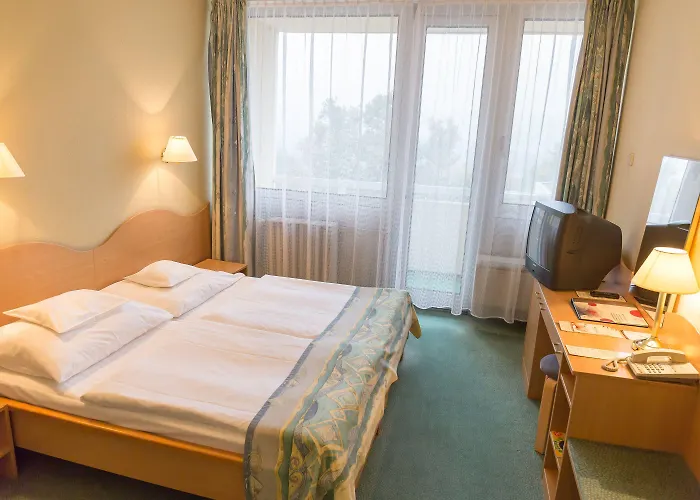 Szálloda Hunguest Helios 4*